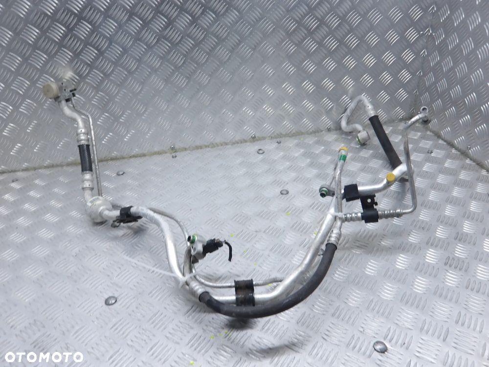 HYUNDAI I30 KOMBI LIFT PRZEWODY KLIMATYZACJI - 1