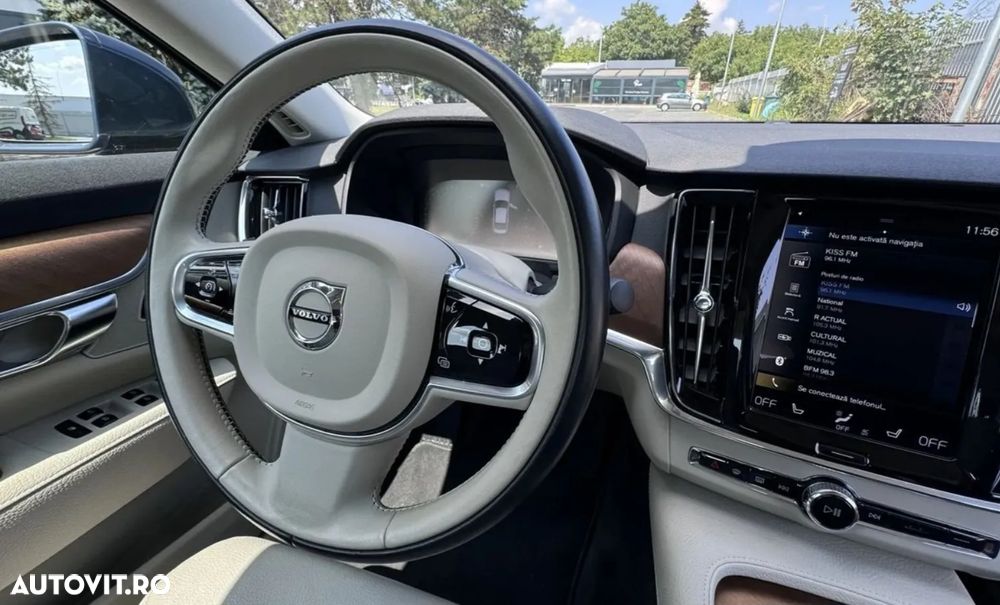 Volvo S90 - 25
