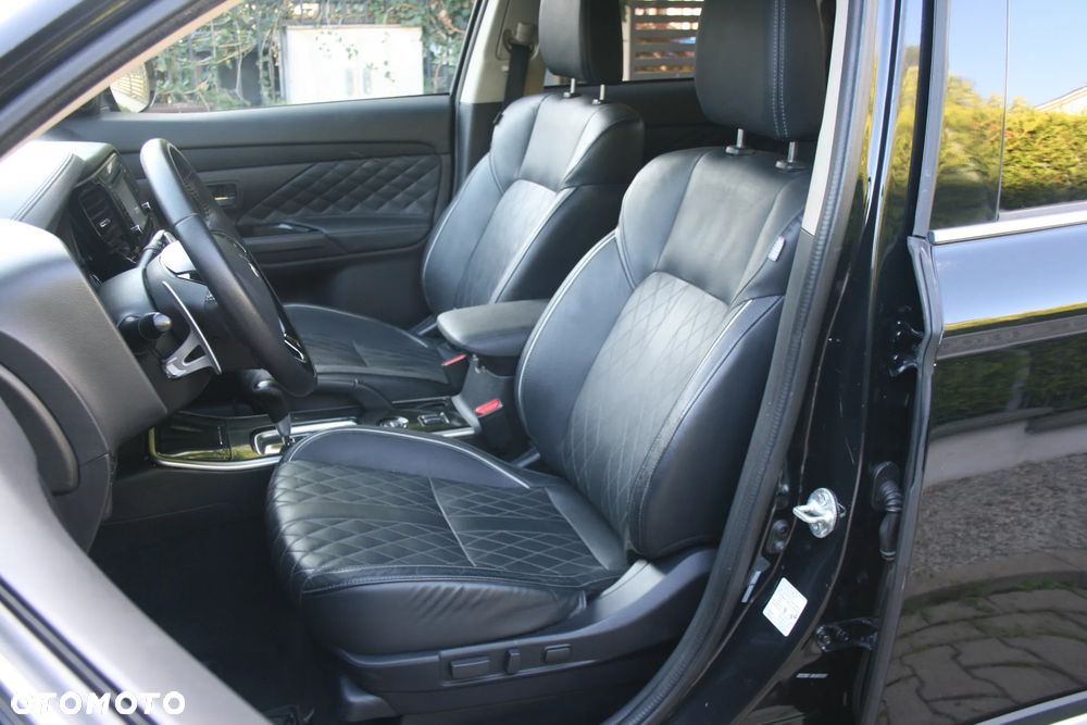 Mitsubishi Outlander 2.0 Intense + SDA 4WD CVT - 12