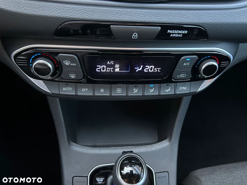 Hyundai i30 1.5 T-GDI 48V Smart DCT - 26
