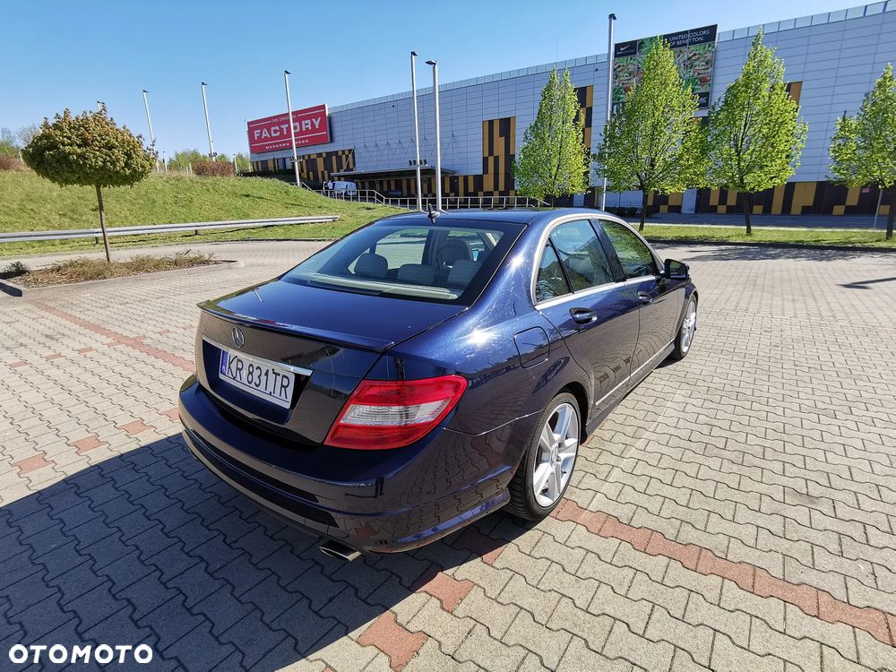 Mercedes-Benz Klasa C 300 4Matic 7G-TRONIC Avantgarde - 10