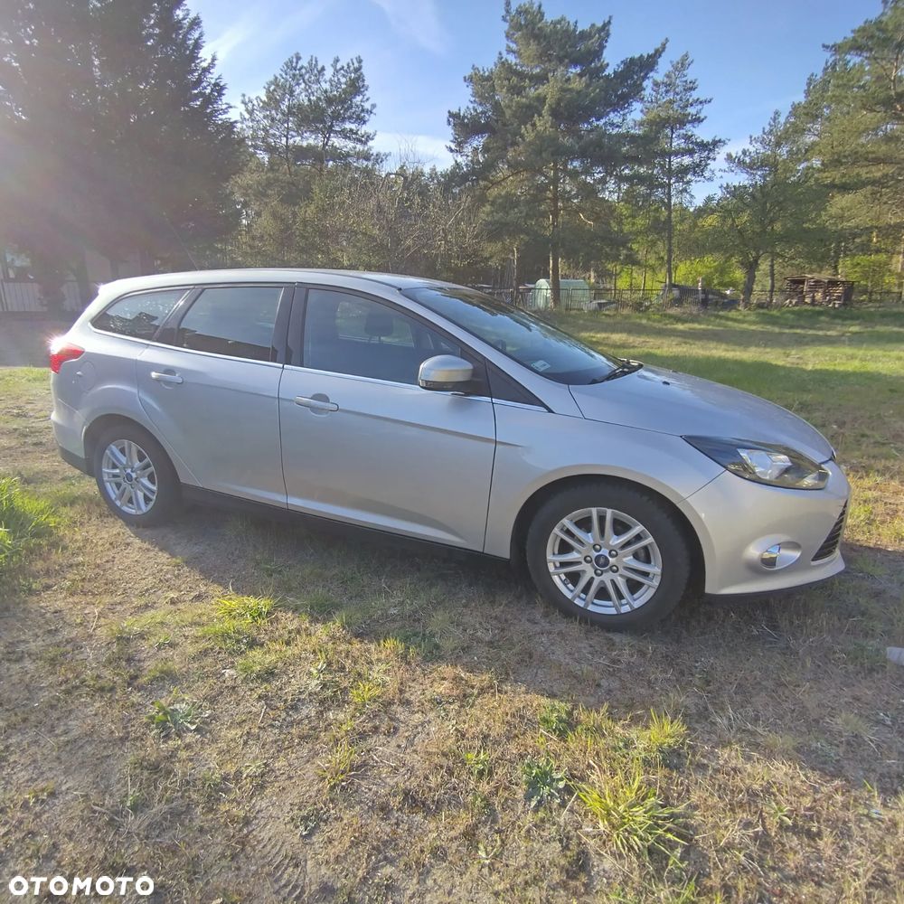 Ford Focus 1.0 EcoBoost STart-Stopp-System TITANIUM - 4