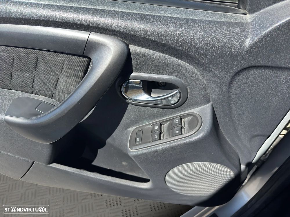 Dacia Duster 1.5 dCi Confort Cuir - 12