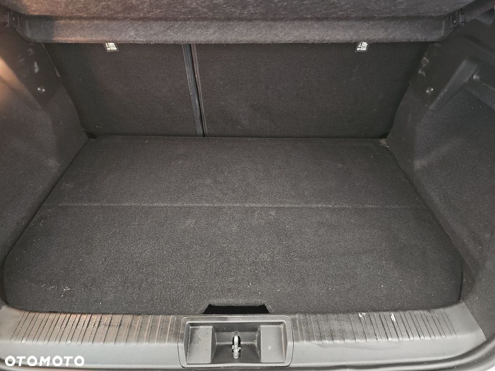 Renault Captur 1.6 E-TECH Plug-In Intens - 34