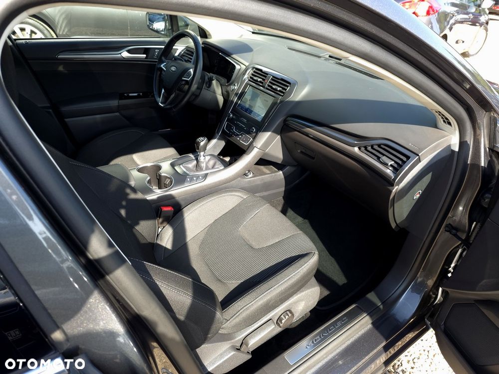 Ford Mondeo 2.0 EcoBlue Titanium - 9