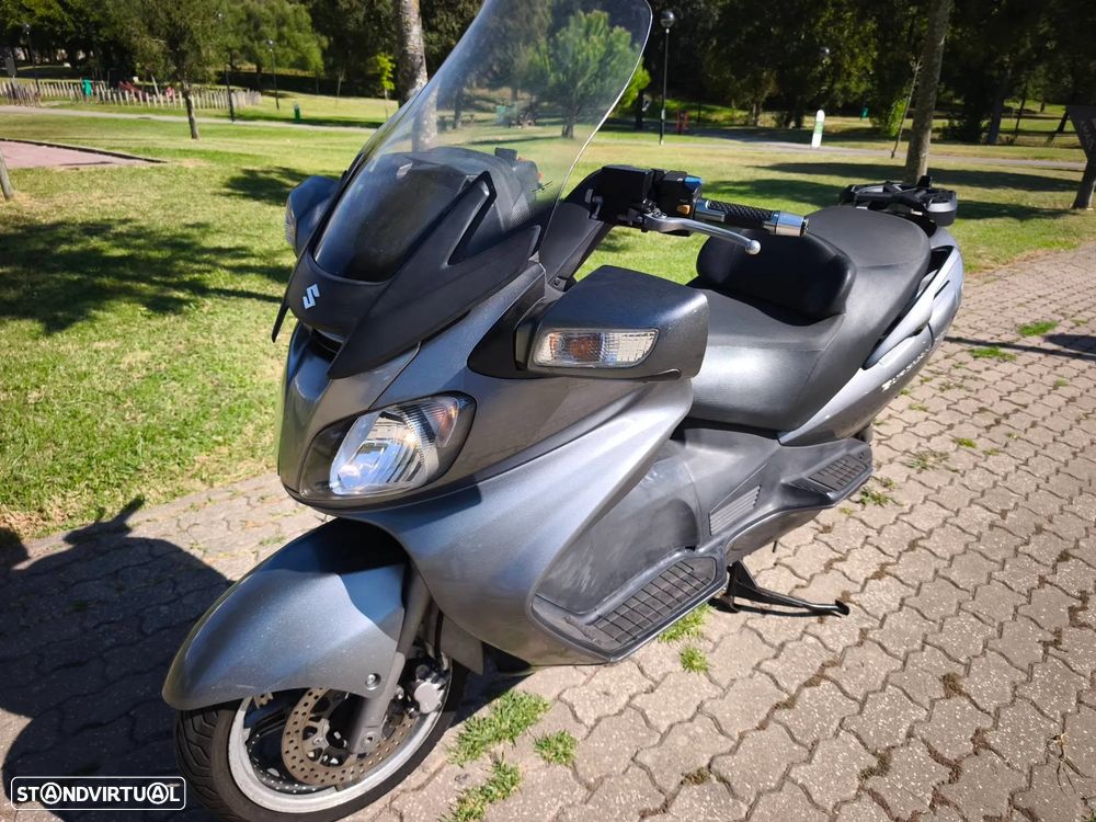 Suzuki Burgman Executive Abs - 9
