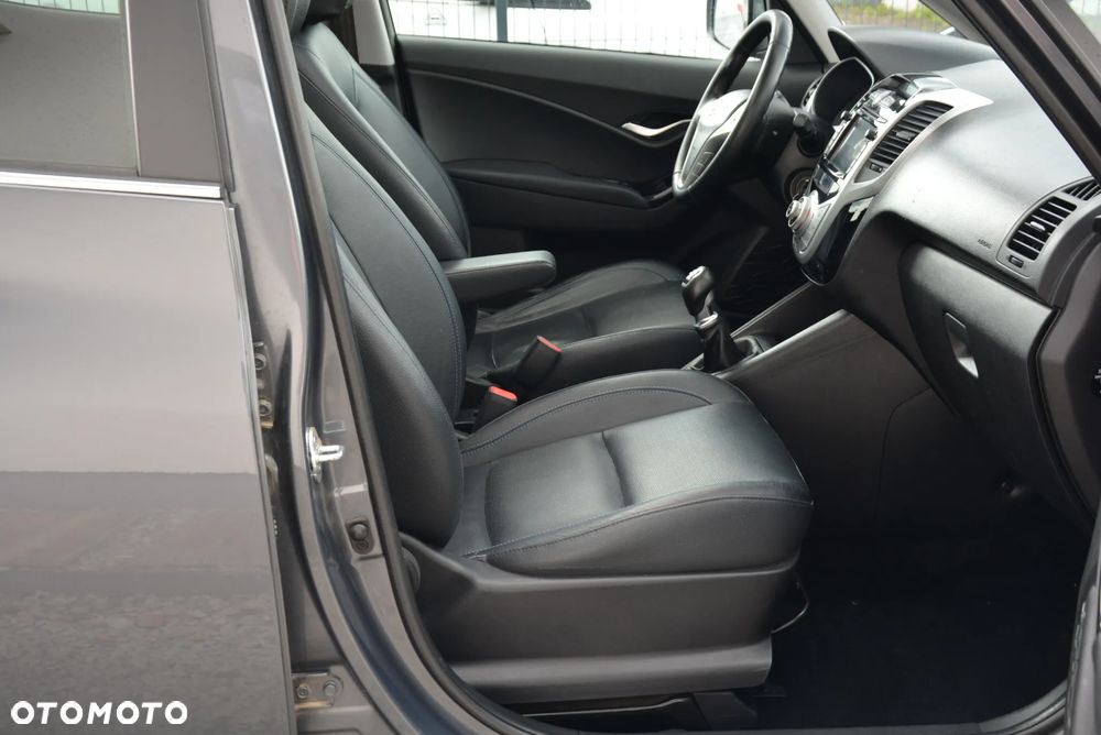 Hyundai ix20 1.4 Premium - 31