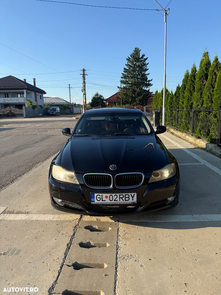 BMW Seria 3 318d - 3