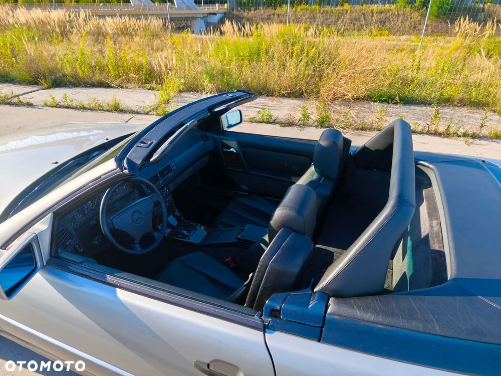 Mercedes-Benz SL - 24