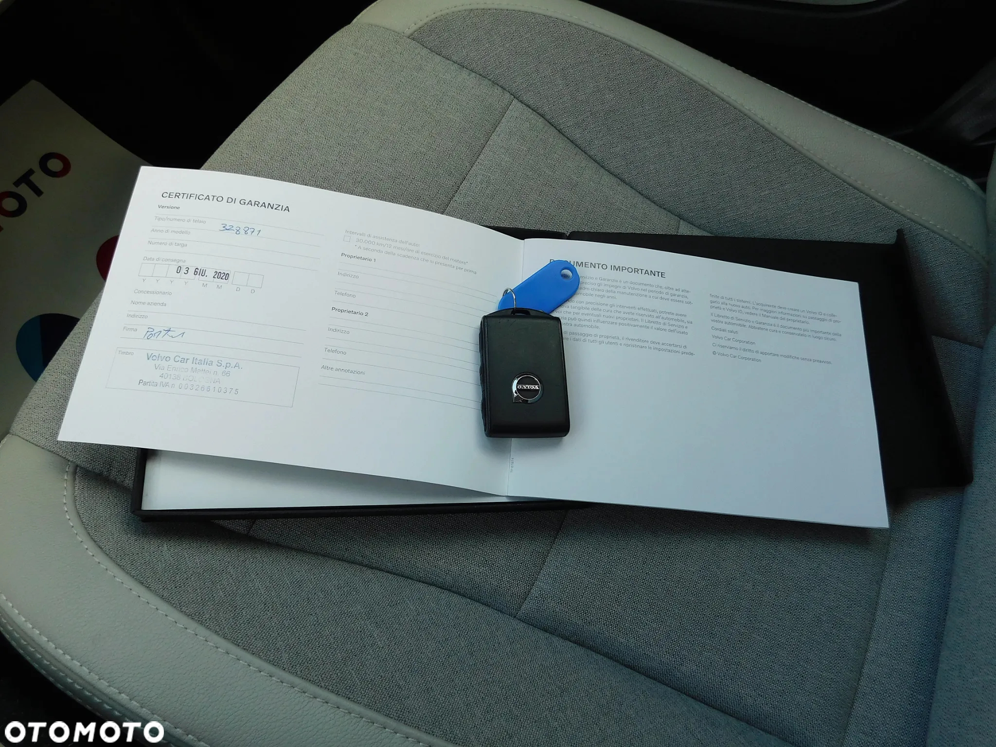 Volvo XC 40 T5 Plug-In Hybrid Momentum - 20
