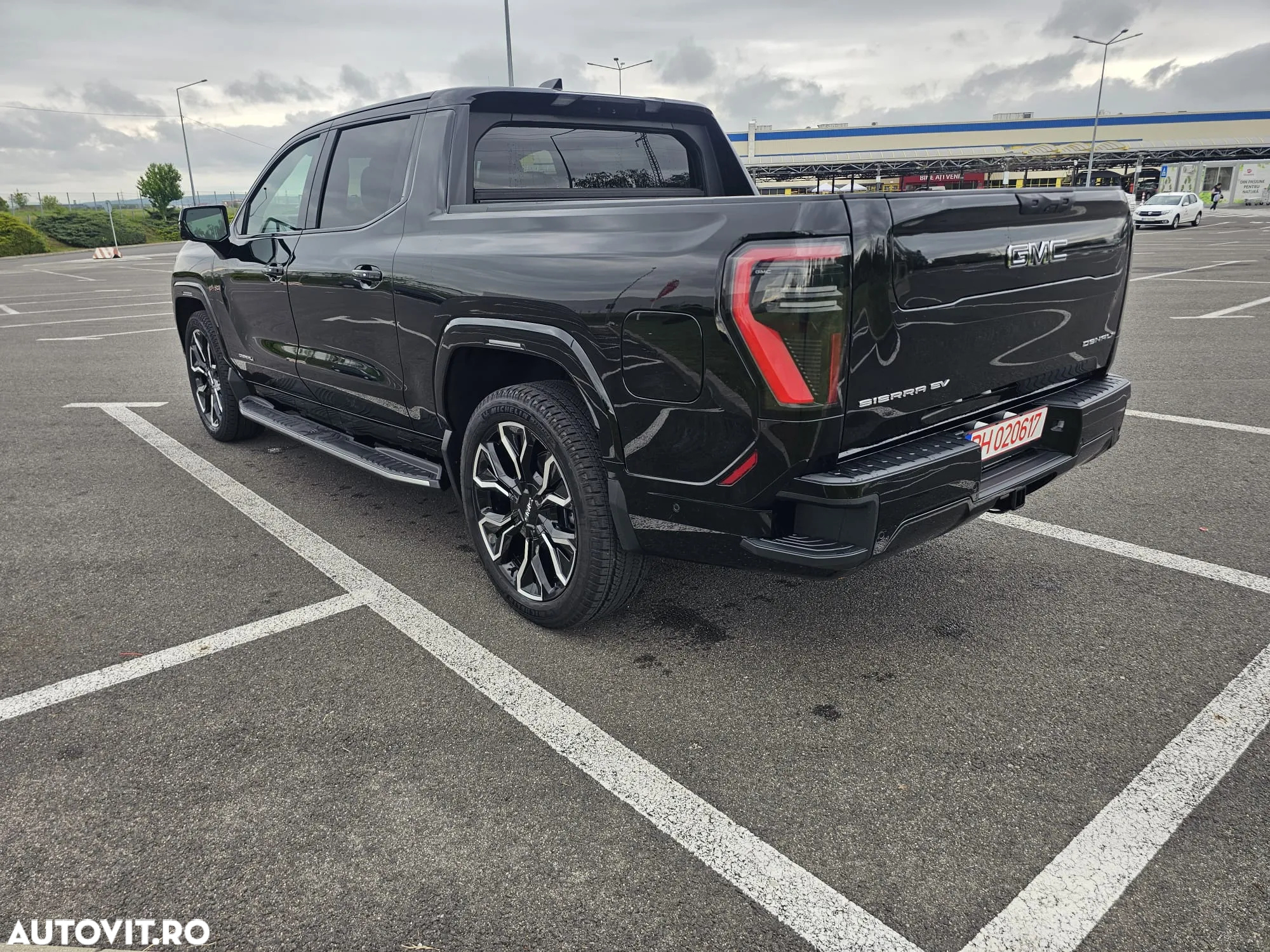GMC Sierra - 8