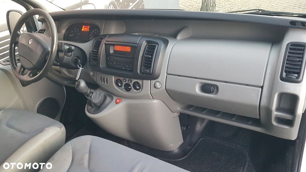 Renault Trafic - 6