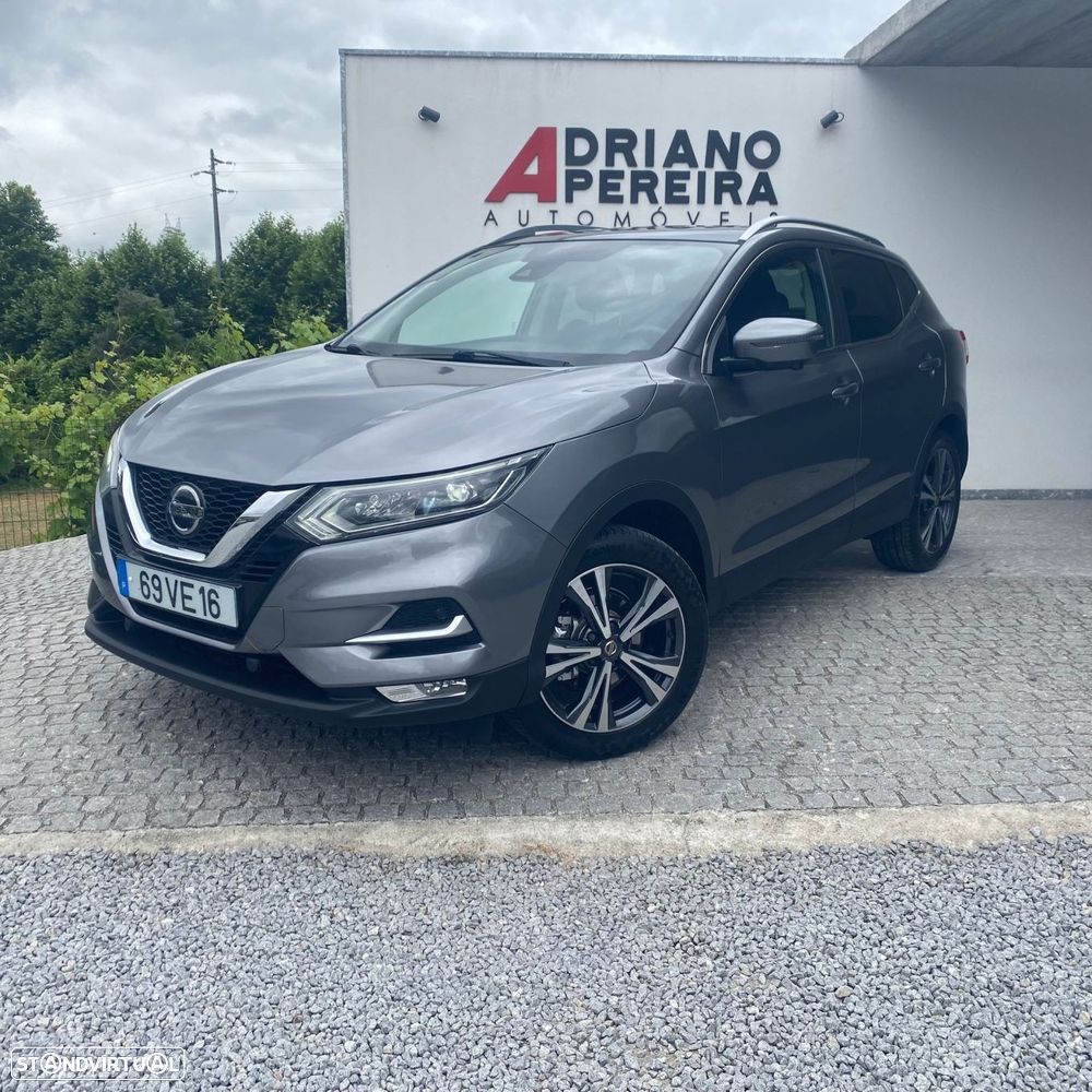 Nissan Qashqai 1.6 dCi N-Connecta Led Xtronic - 2