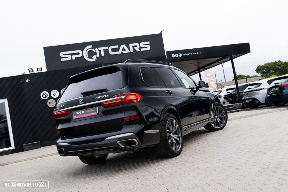 BMW X7 M50d - 7