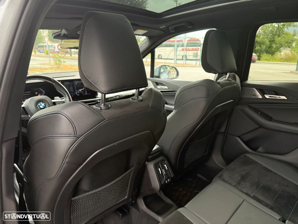 BMW 218 Active Tourer d Pack Desportivo M Auto - 17