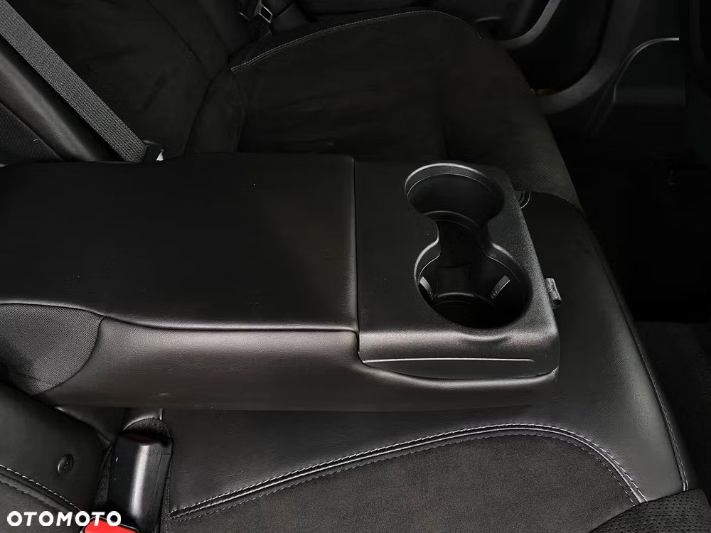 Dodge Charger - 13