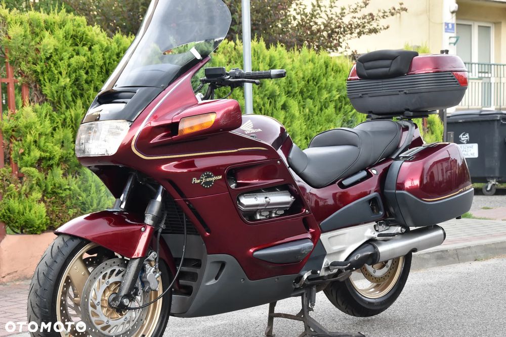 Honda ST - 1