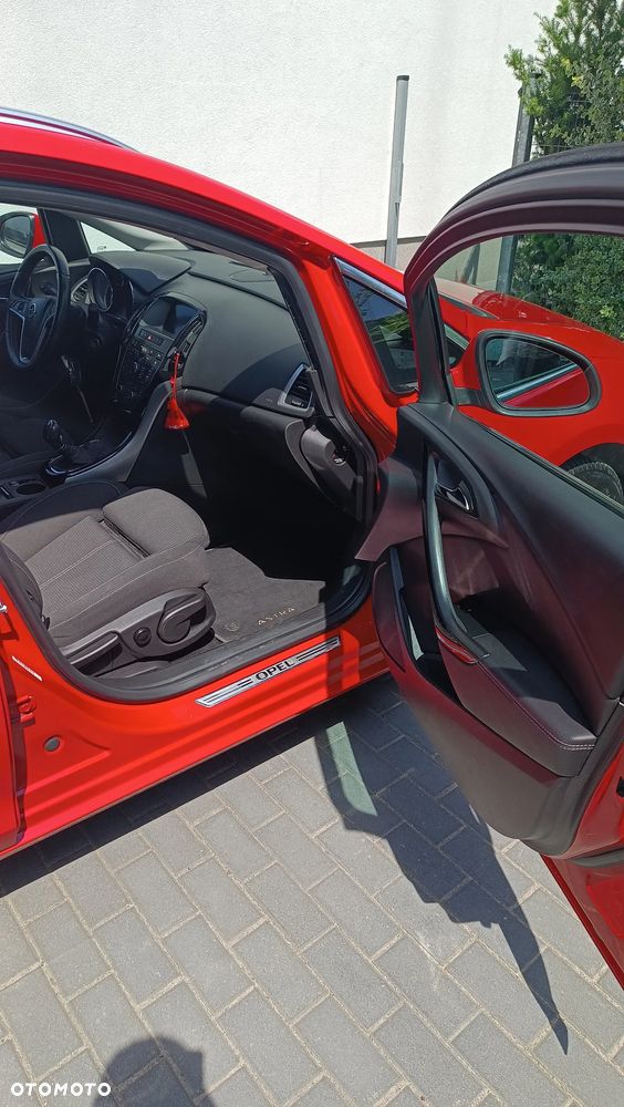 Opel Astra 2.0 CDTI Exklusiv - 16