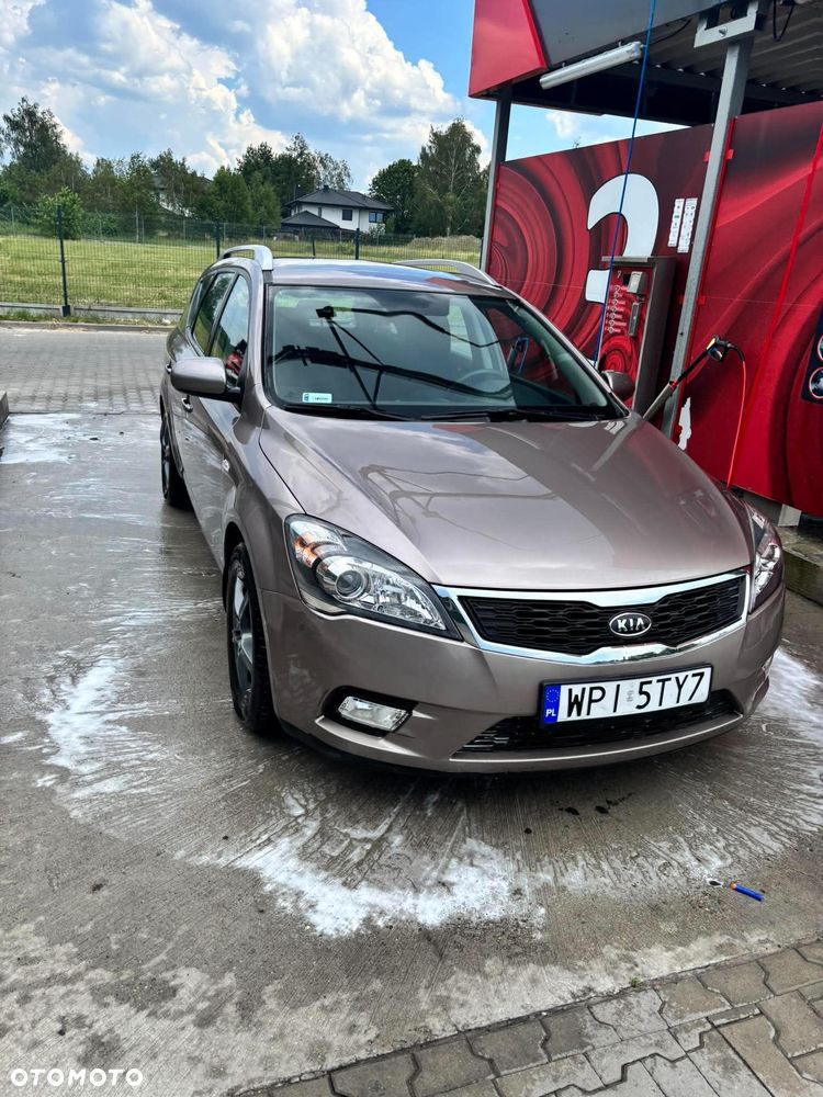 Kia Ceed 1.6 Comfort - 37