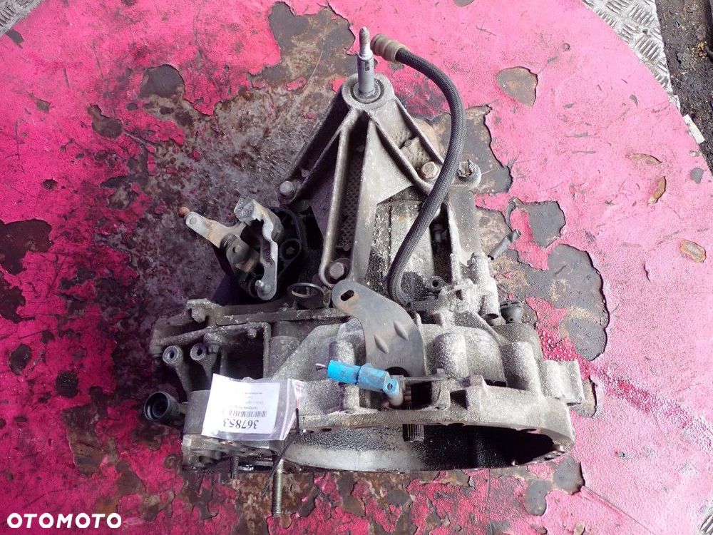 DACIA LOGAN I 1,6 77kW 105KM SKRZYNIA BIEGÓW JR5149 - 2