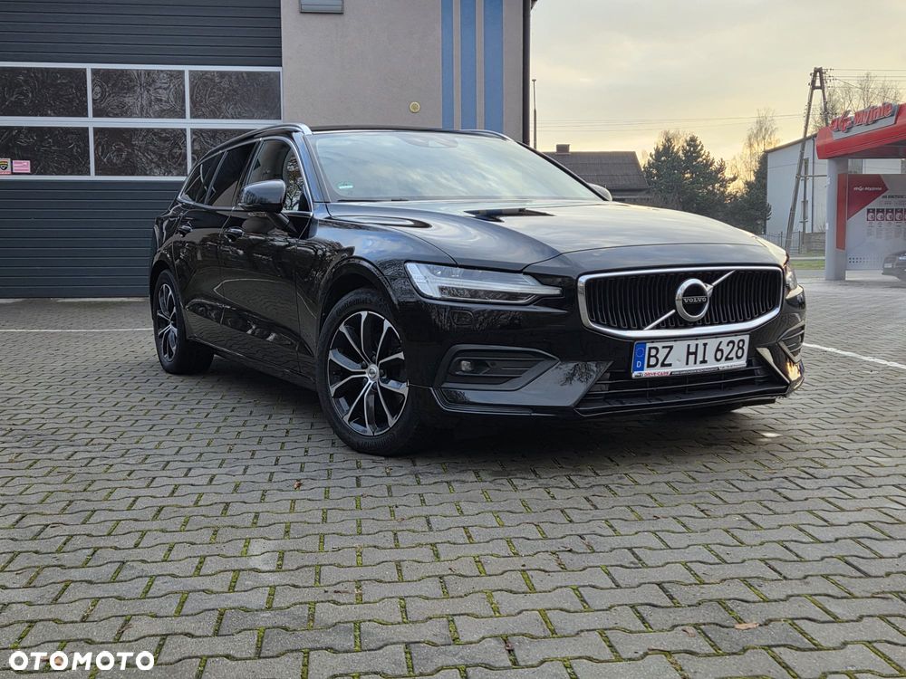 Volvo V60 D4 Geartronic Momentum Pro - 1