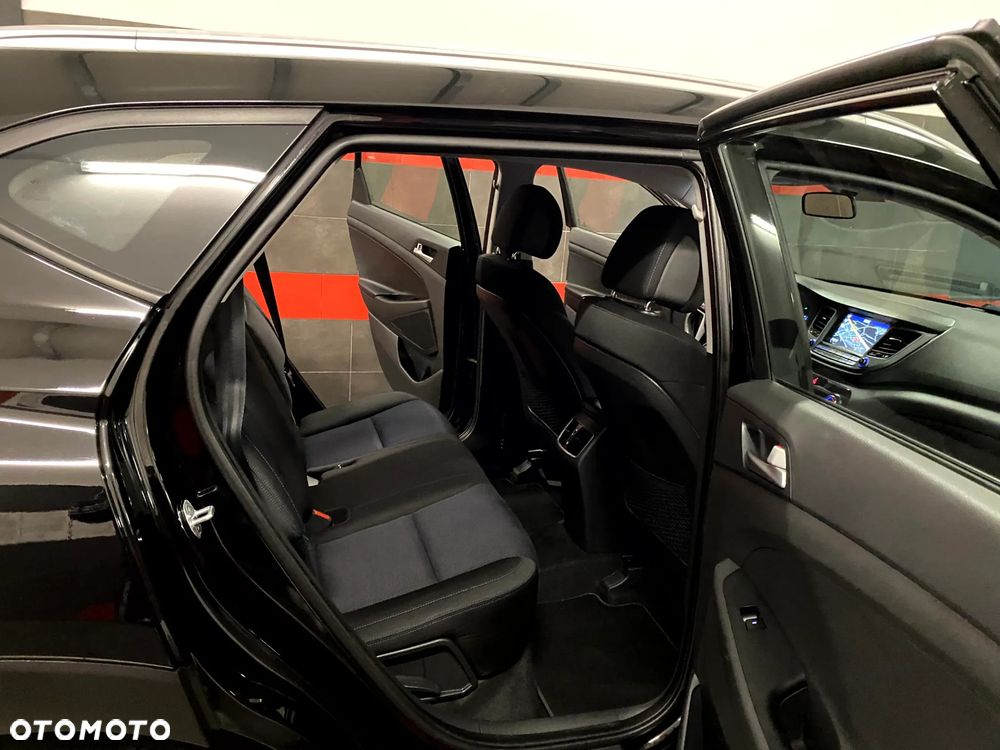 Hyundai Tucson 1.6 GDI BlueDrive Design 2WD - 21