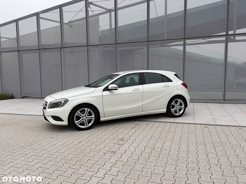 Mercedes-Benz Klasa A 180 7G-DCT Urban - 6