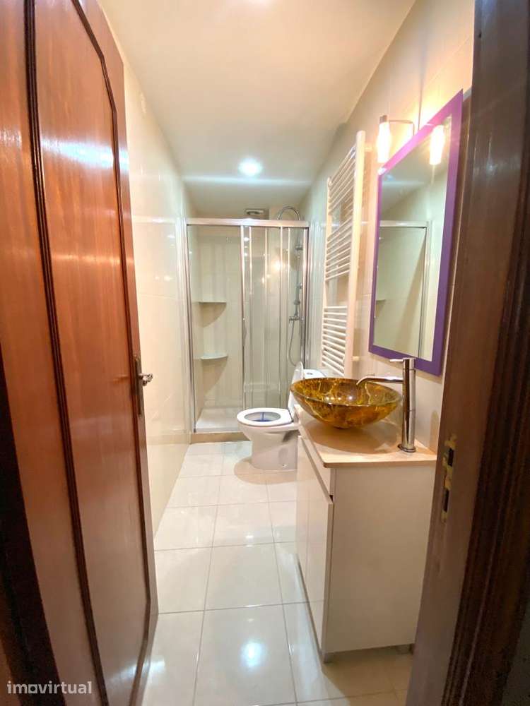 APARTAMENTO T3 ARRENDAMENTO EM BRAGA CENTRO - Grande imagem: 2/8