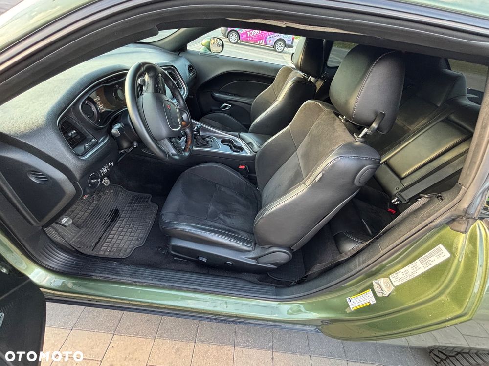 Dodge Challenger 3.6 GT AWD - 15