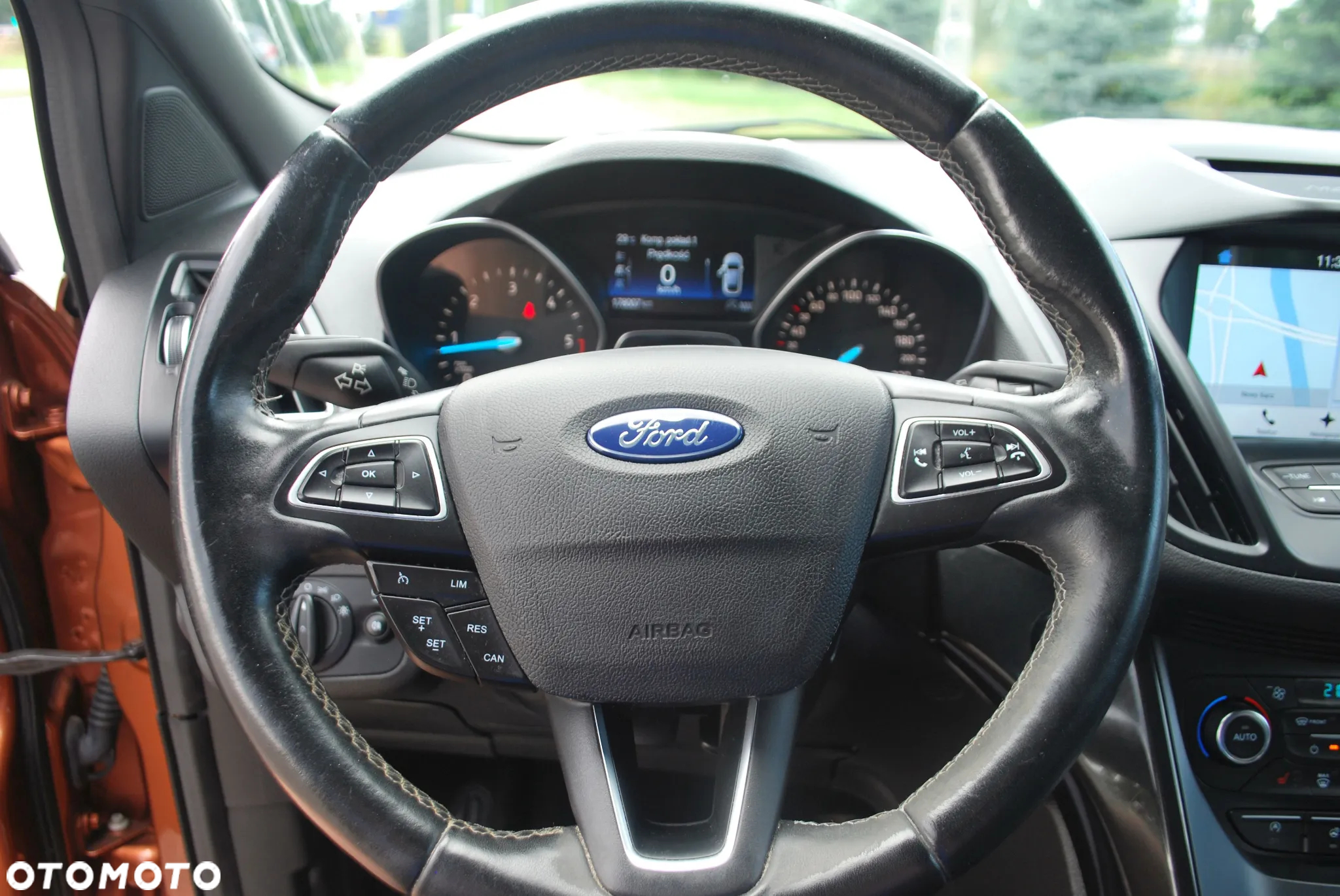Ford Kuga - 14