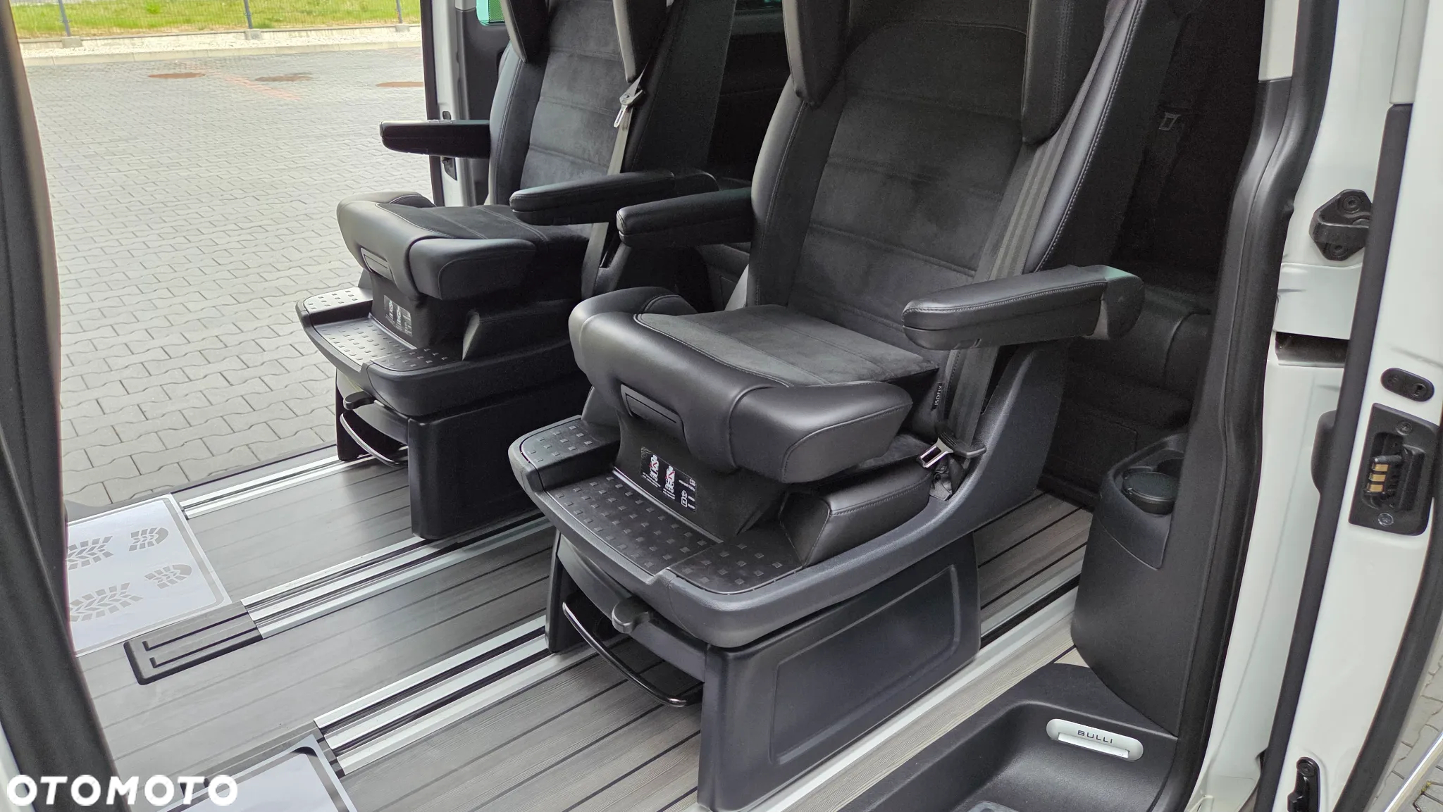 Volkswagen Multivan 2.0 BiTDI L1 Highline 4Motion DSG - 2