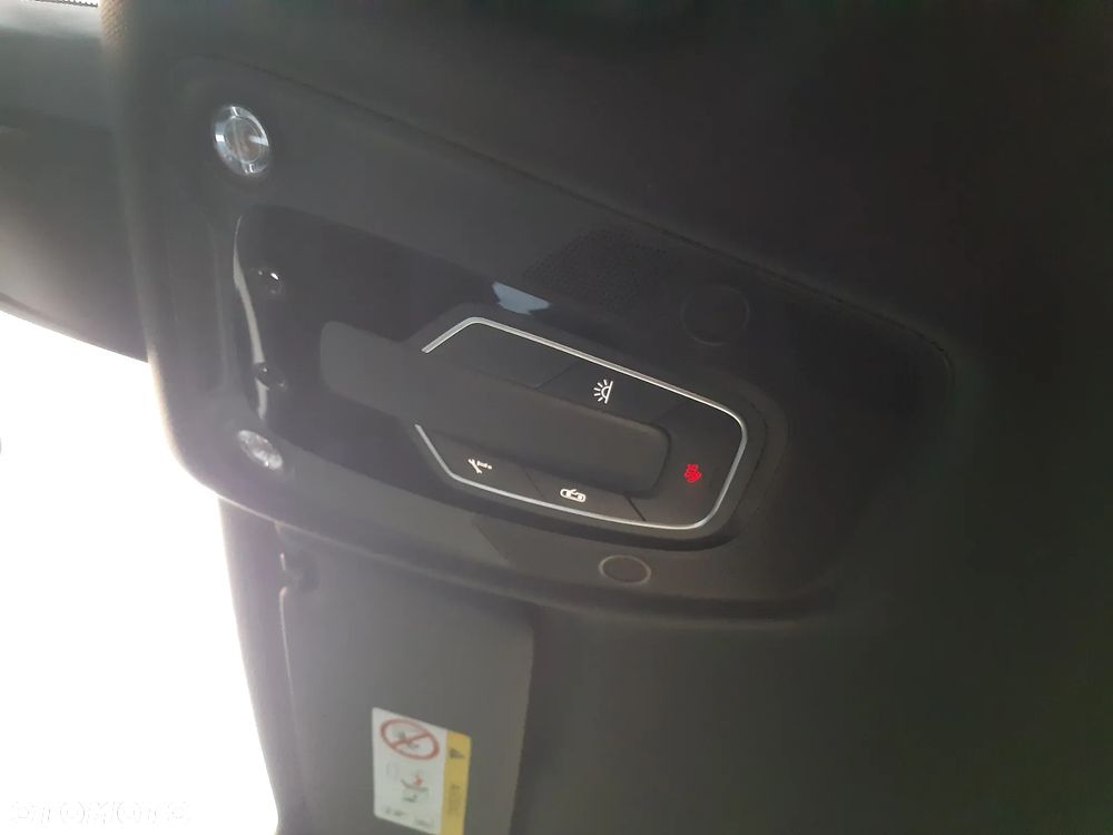 Audi A4 Avant 2.0 TDI ultra - 14