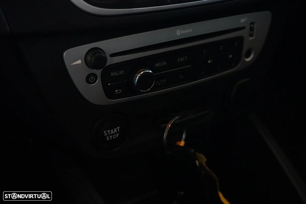 Renault Mégane Coupe Energy dCi 110 FAP Start & Stop Expression - 23