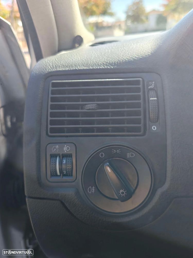 VW Golf Variant - 14
