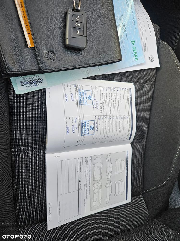 Volkswagen Passat 2.0 TDI BMT Comfortline - 39