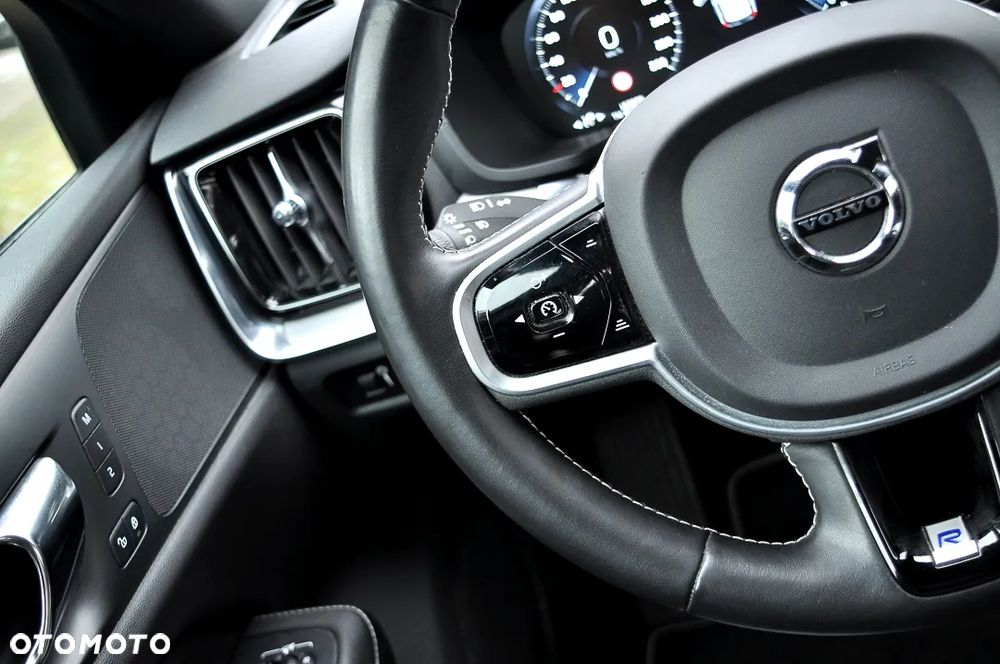 Volvo V60 T4 Geartronic R-Design - 20