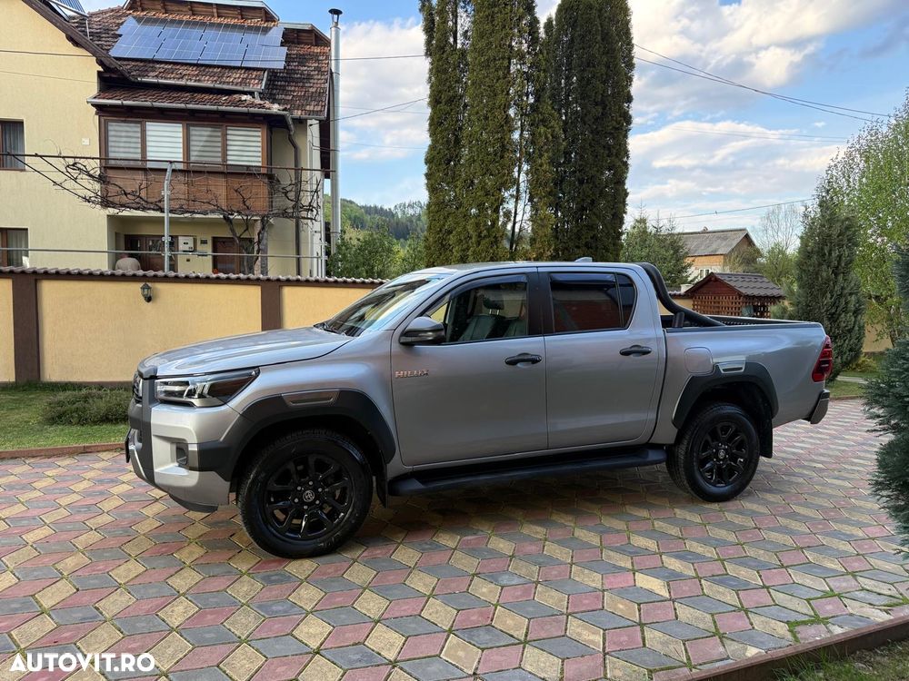 Toyota Hilux 2.8D 204CP 4x4 Double Cab AT Invincible - 14