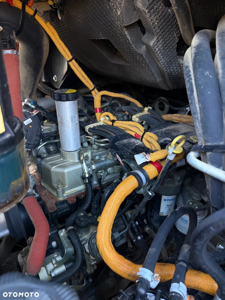 Wacker Neuson DW60 Wozidło 4x4. 6 ton ładowność z Pełną kabiną. Centralne smarowanie! OBROTOWA koleba 2500 mtg 2018 rok.  Jak nowe z salonu PERKINS turbo silnik. Pochodzi z Norweskiego Gospodarstwa Ziemniaczanego! Pełne sterowanie dżojstik REWERS HYDROSTATIC Ogrzewana Kabina Opony zero zużycia. Aktualna DEKRA. Kamery wysokiej jakośći! Zero luzów i wycieków. Szybka wolna jazda. Wielka Okazja - 12
