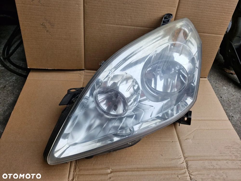 Lampa prawa lewa przednia przód opel Zafira B EUROPA - 3