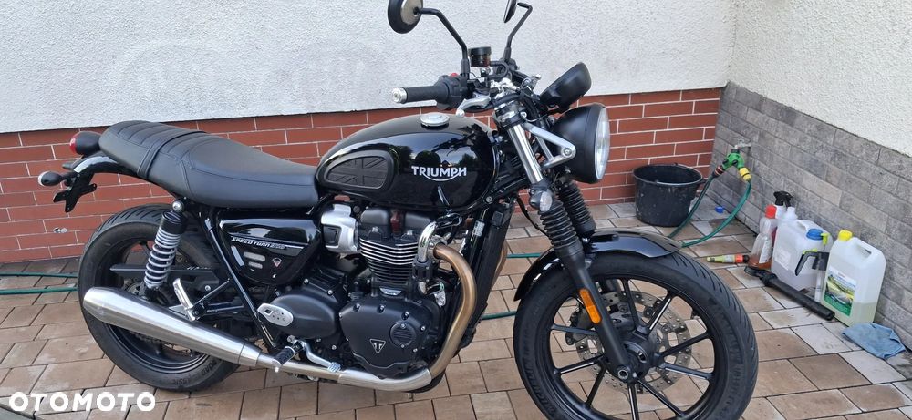 Triumph Speed Twin - 11