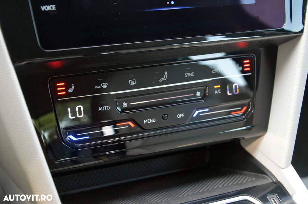 Volkswagen Passat 2.0 TDI DSG Highline - 31