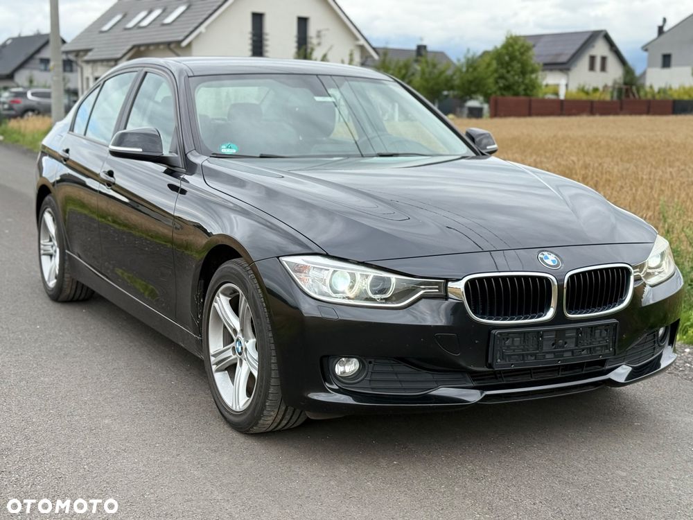 BMW Seria 3 316i - 4