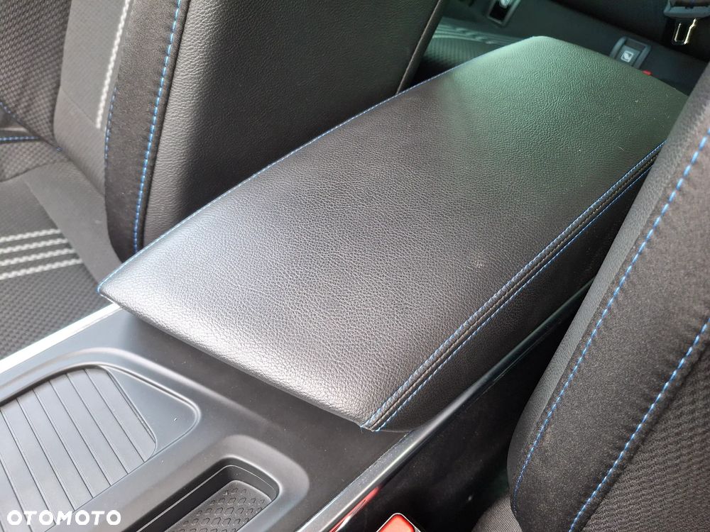 Renault Megane ENERGY dCi 130 GT LINE - 18