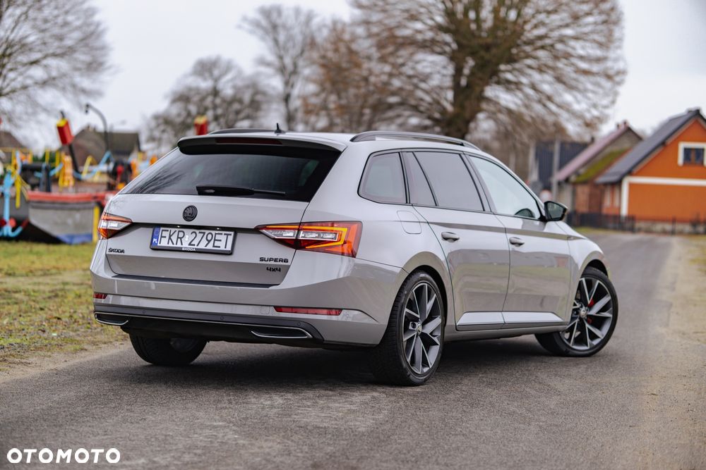 Skoda Superb 2.0 TDI 4x4 DSG SportLine - 16