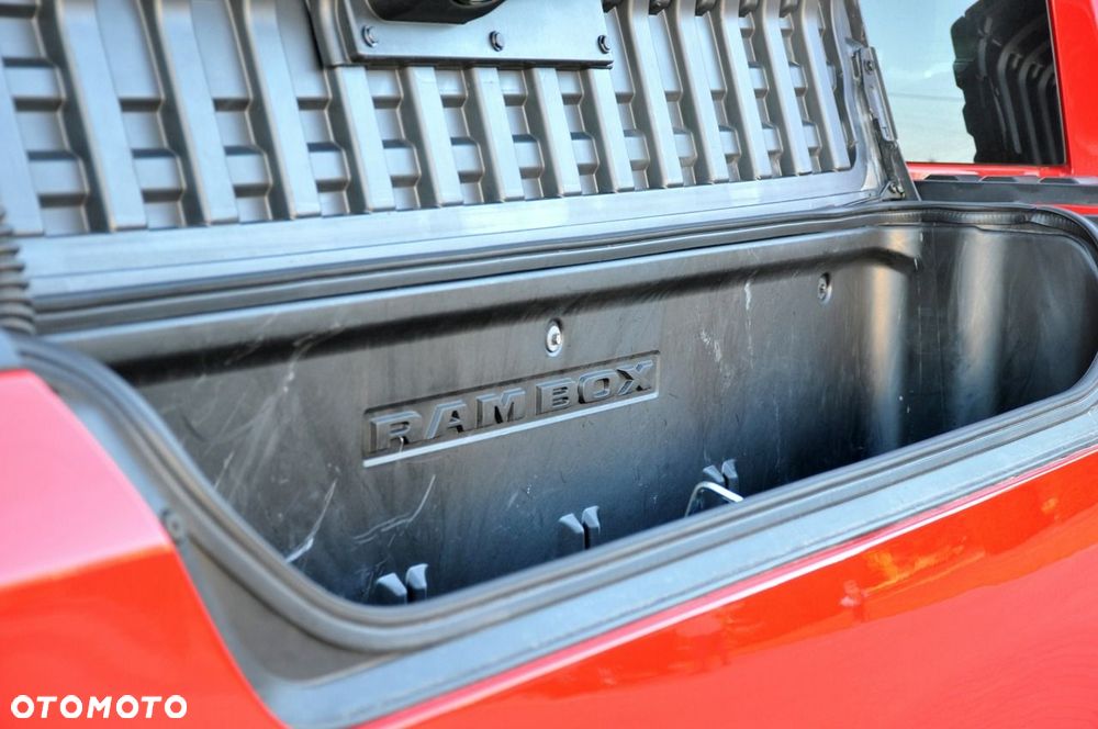 RAM 1500 - 16