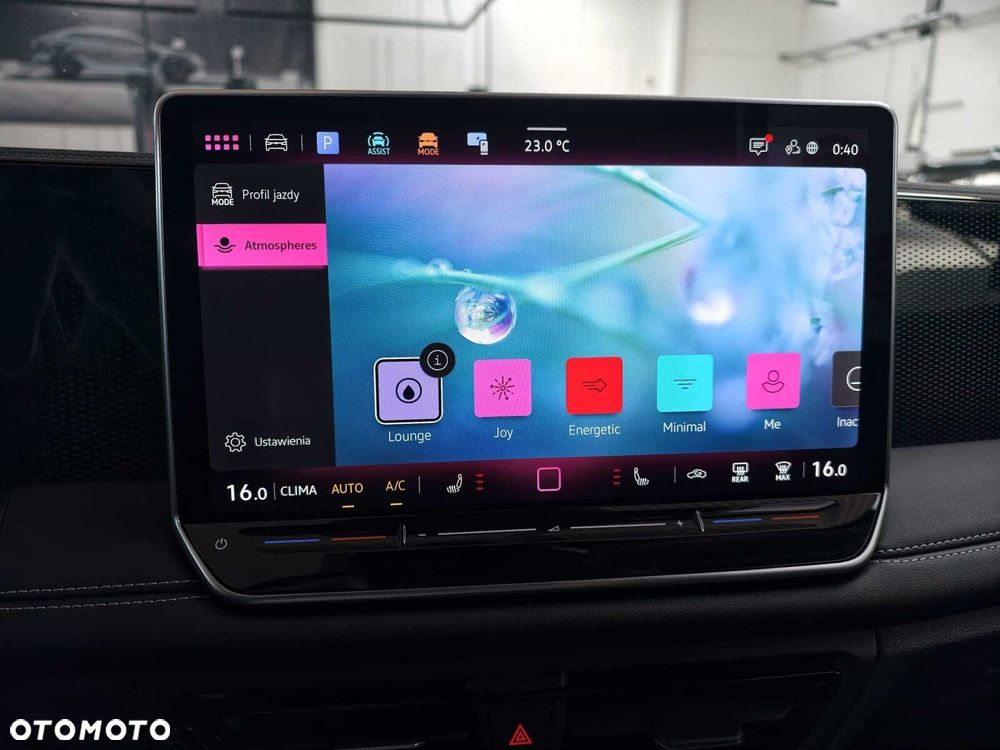 Volkswagen Tiguan - 28