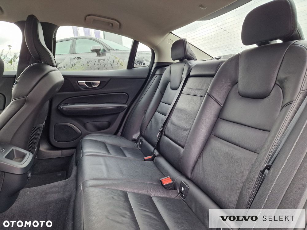 Volvo S60 - 23