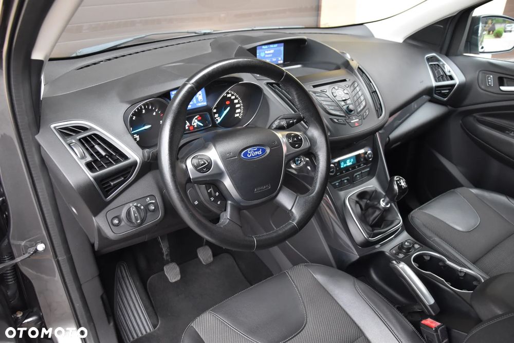 Ford Kuga 2.0 TDCi AWD Titanium - 16