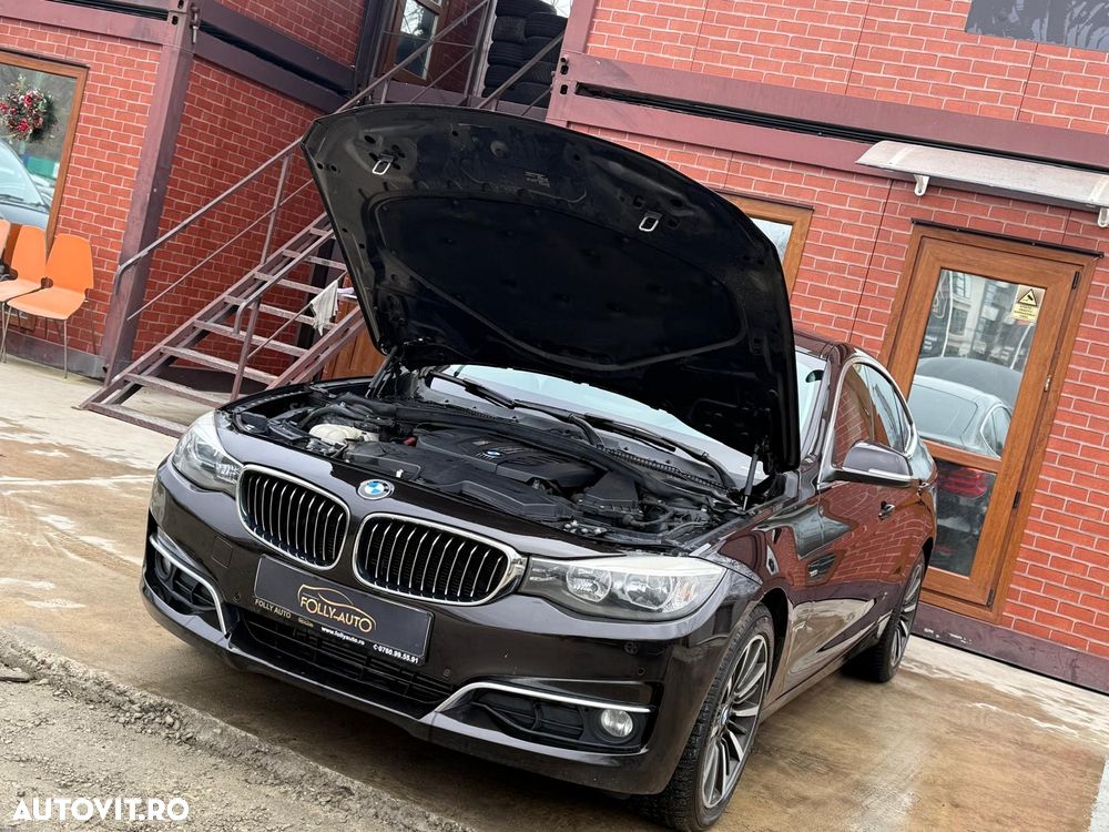 BMW Seria 3 320d GT Luxury Line - 36