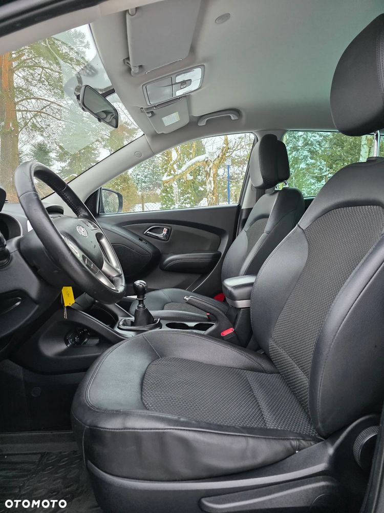 Hyundai ix35 1.6 2WD UEFA EURO 2012 Edition - 23